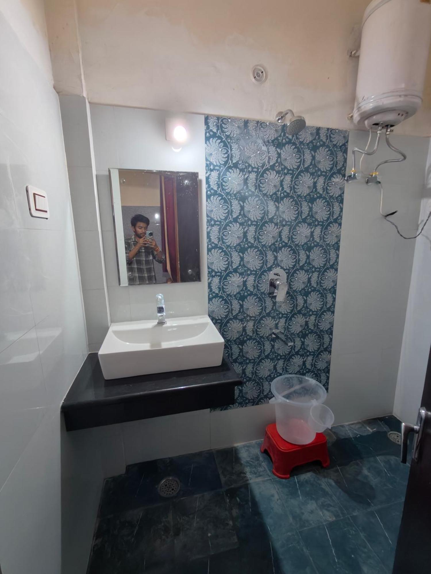 Aashirwad Hotel Katra  Ngoại thất bức ảnh
